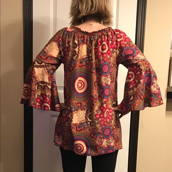 Fashion Fuse • Elastic Neck Multicolor Top - Picture 6 of 7